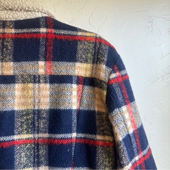 Levi’s Sherpa Trucker Jacket XS Quilted Lined Plaid Cozy Y2K Americana Outdoor - Picture 9 of 16